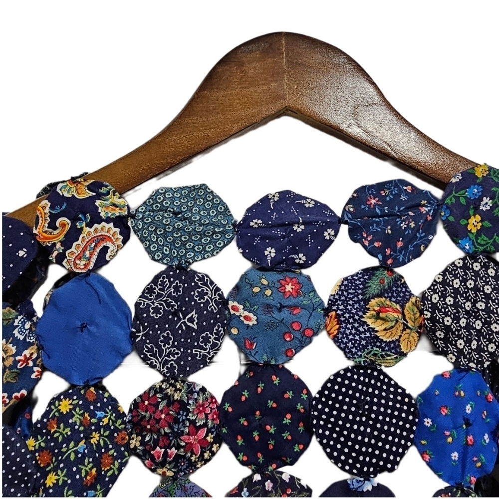 Vintage Quilted Barn blue open vest floral paisley yo-yo style top - Picture 8 of 16